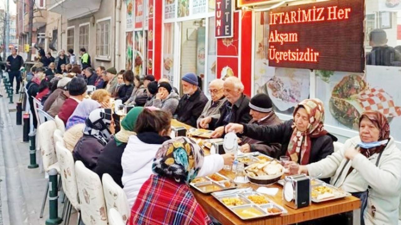 Ramazanda vatandaşlara ücretsiz iftar