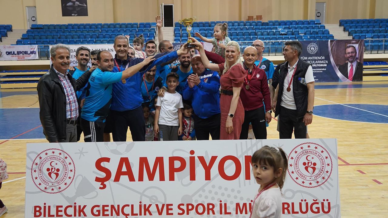Bilecik Belediye Futsal takımı mağlup oldu