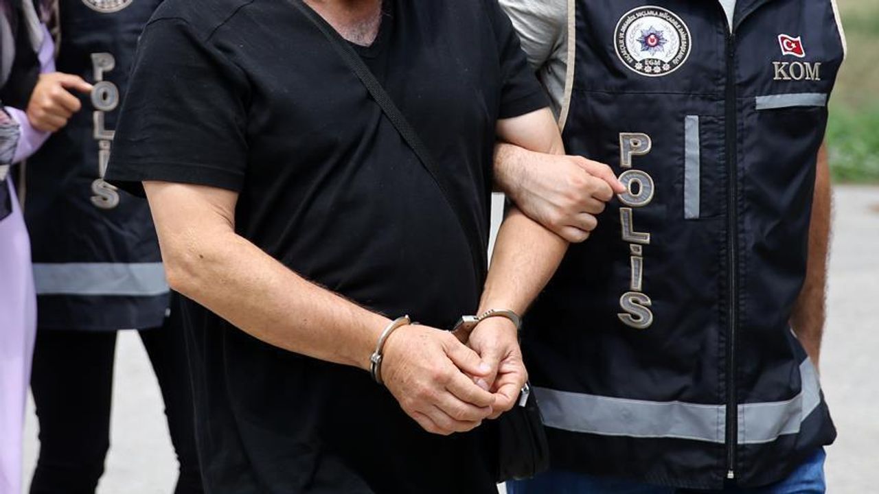 Eskişehir'de 2 firari yakalandı
