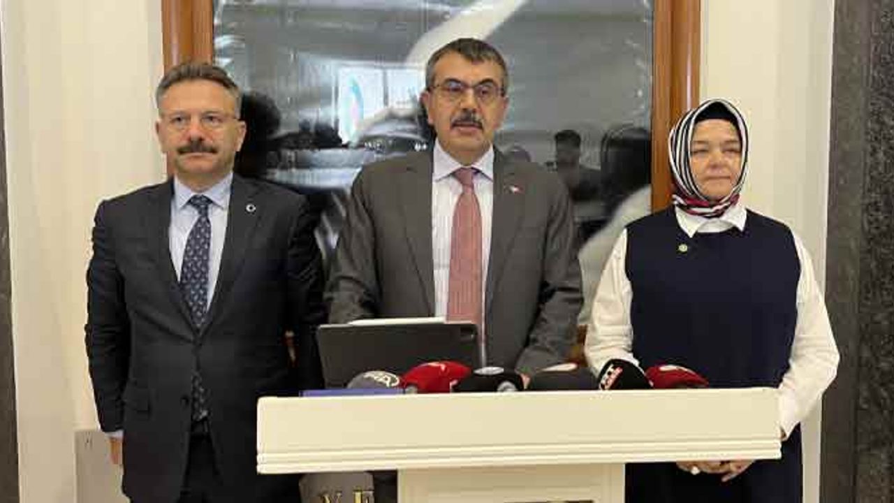 Milli Eğitim Bakanından, Vali Aksoy'a ziyaret