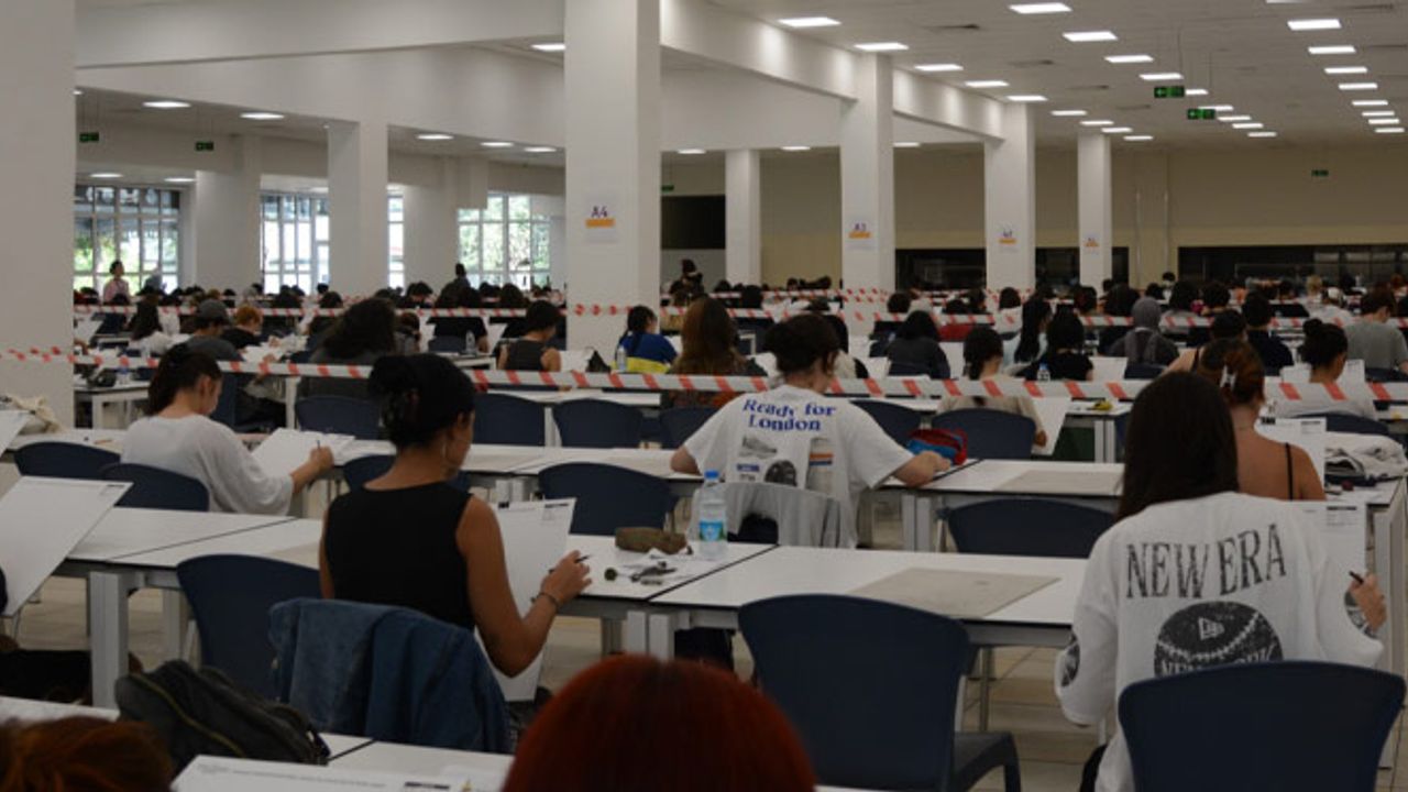 Anadolu Üniversitesi'nde GSF yetenek sınavı heyecanı başladı