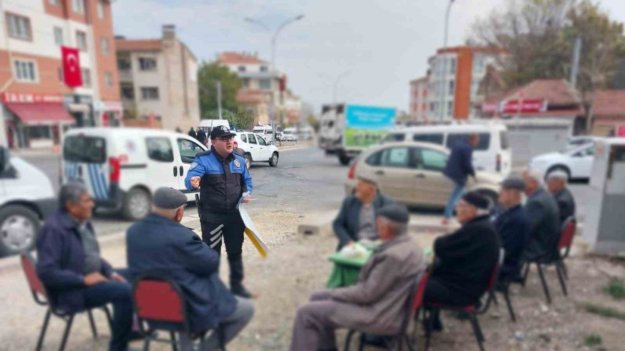 Eskişehir'de ekiplerden yaşlı vatandaşlar dolandırıcı uyarısı!