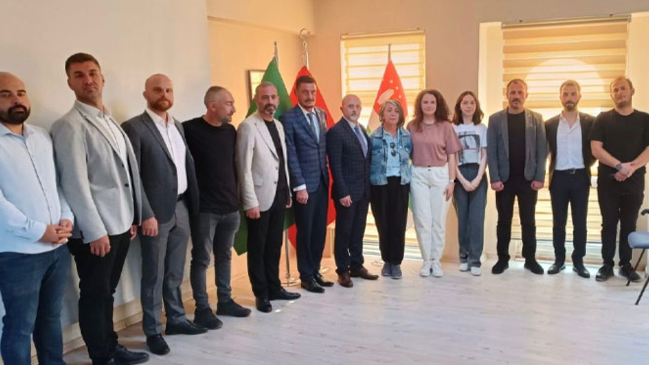 Eskişehir Kuzey Kafkas Kültür ve Dayanışma Derneği'nde Cihan Ertok, görevini devretti