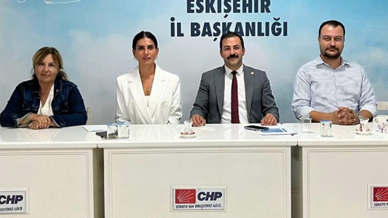 CHP Eskişehir örgütünde görev dağılımı yapıldı