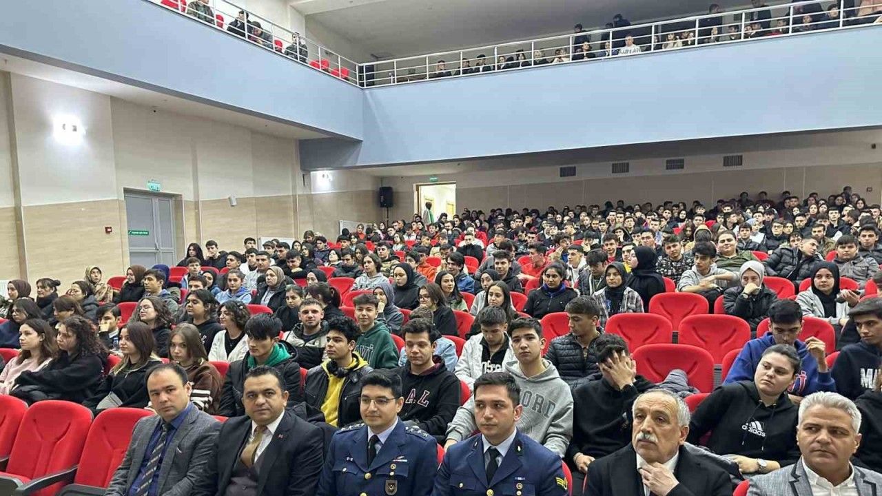 Afyonkarahisar’da Milli Savunma Üniversitesi tanıtıldı