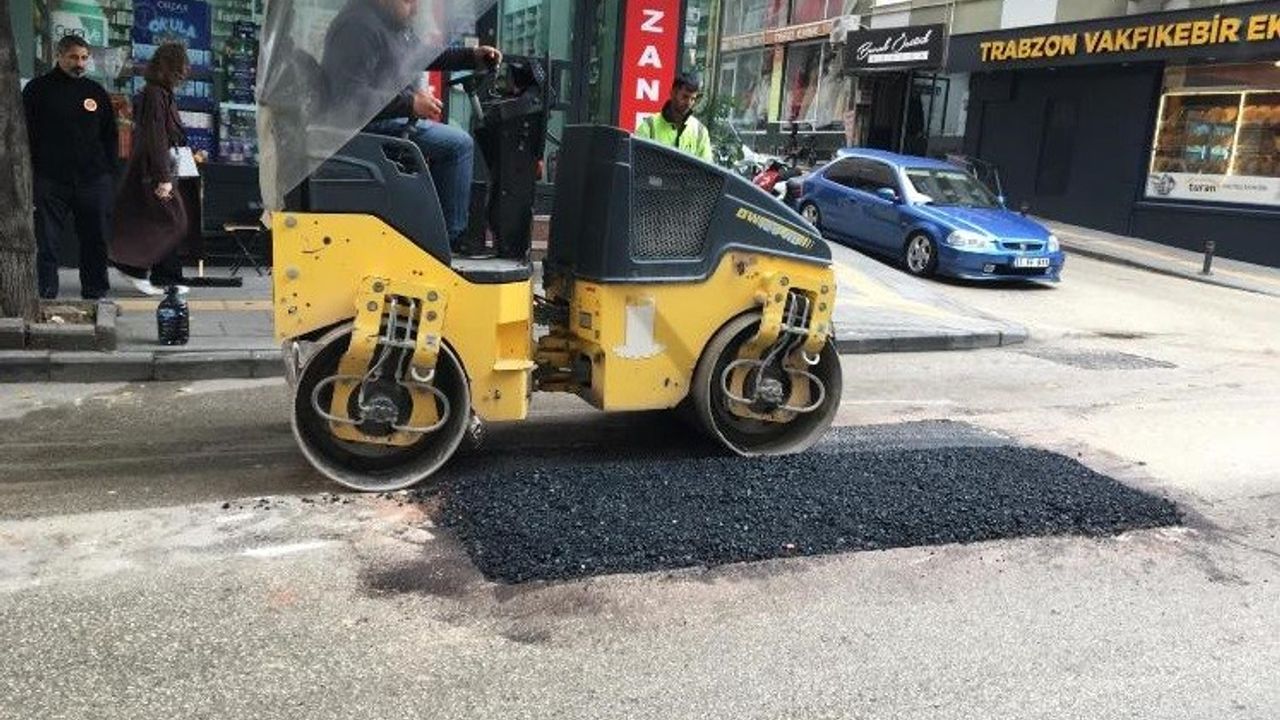 Bilecik'te kış öncesi yoğun asfalt mesaisi