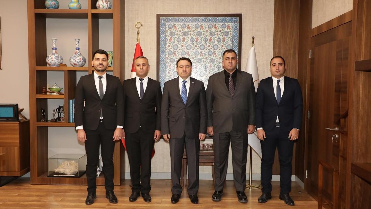 Vali Musa Işın, Asayiş Şube personelini kabul etti
