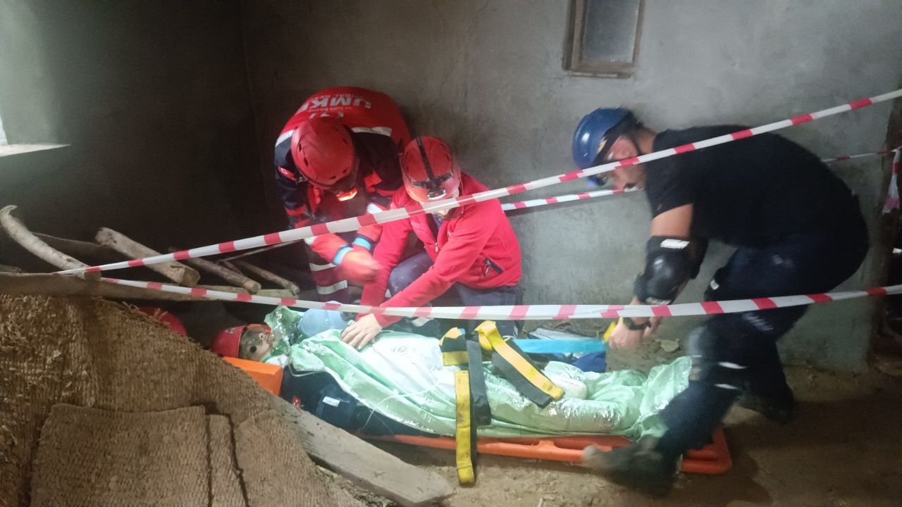 Bilecik’te gerçeğini aratmayan deprem tatbikatı
