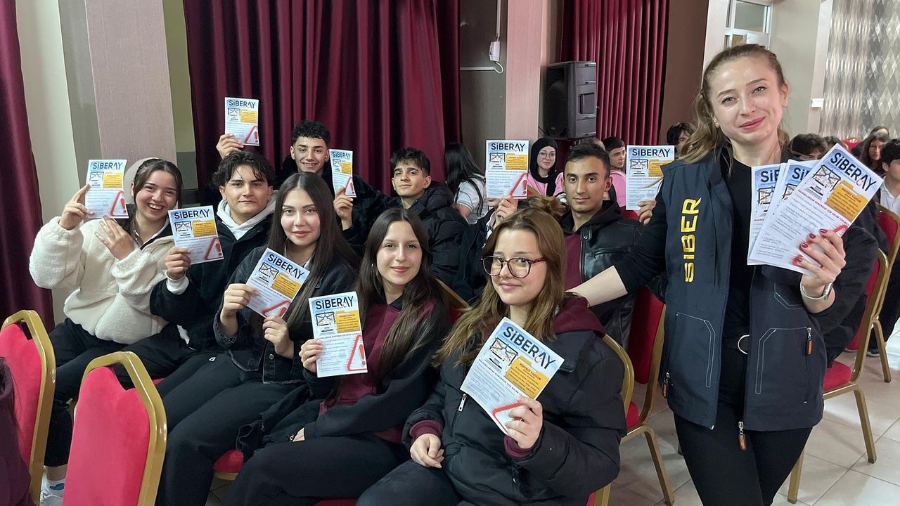 Kütahya’da öğrencilere siber güvenlik eğitimi