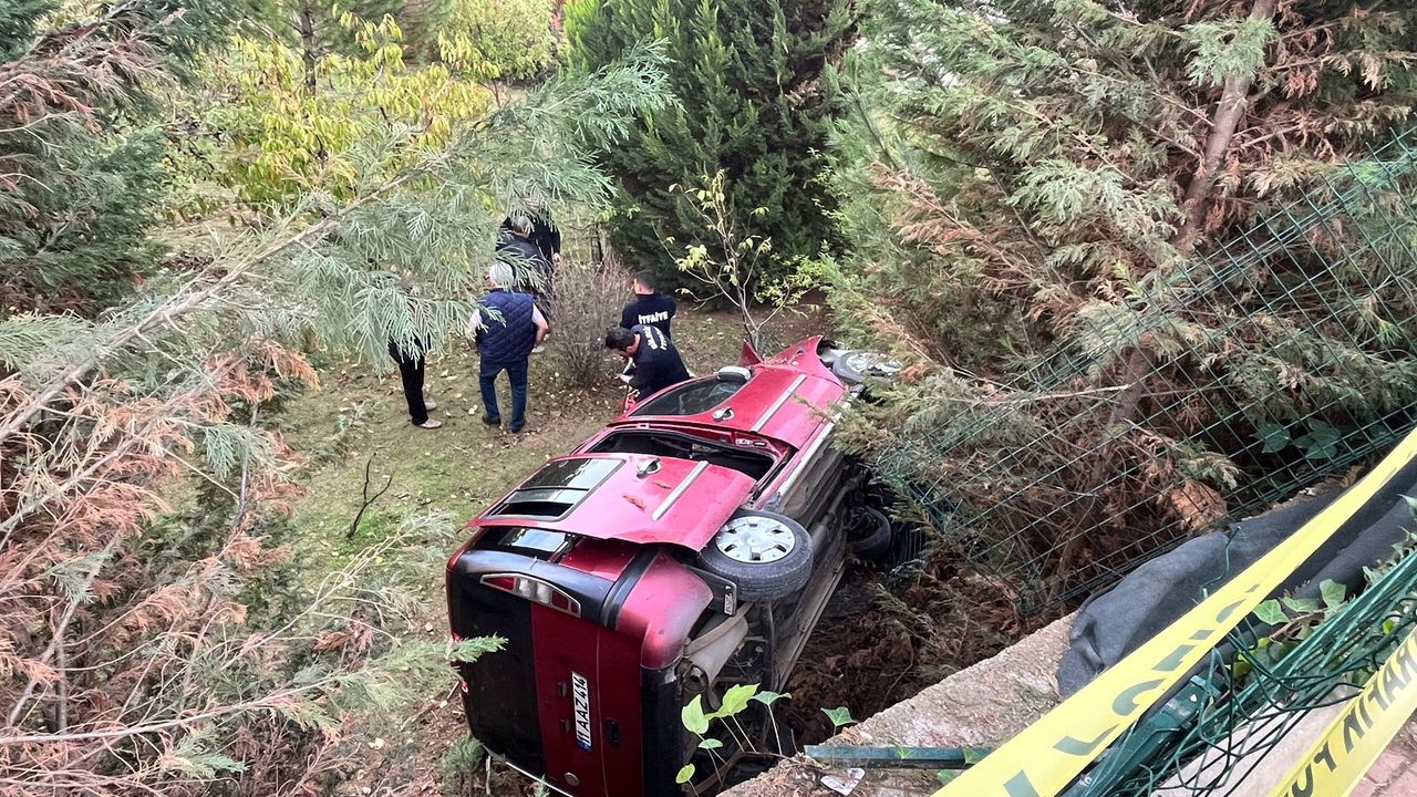 Kontrolden çıktı, evin bahçesine uçtu!