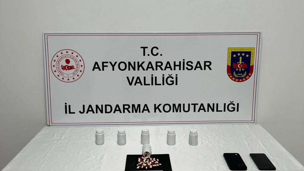 Afyon'da yasaklı maddeyle yakalandı, cezaevine gönderildi