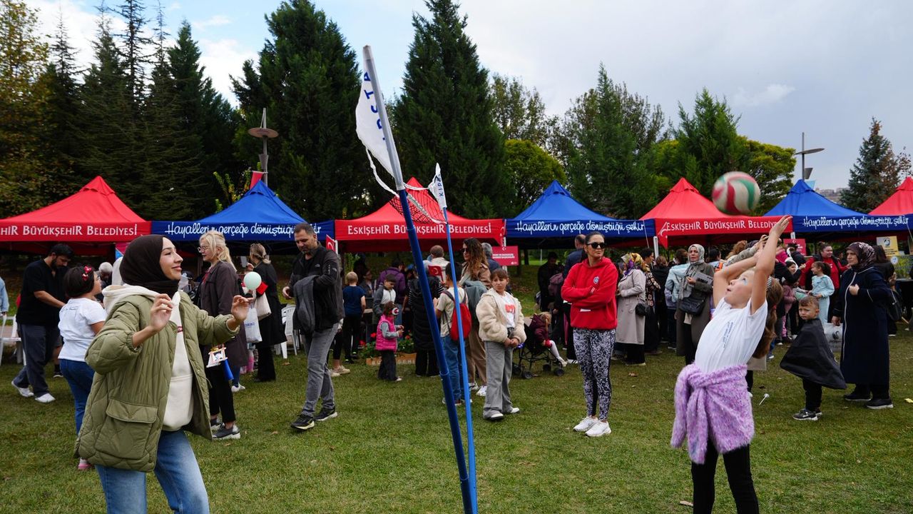 Eskişehir Kentpark’ta Cumhuriyet coşkusu!