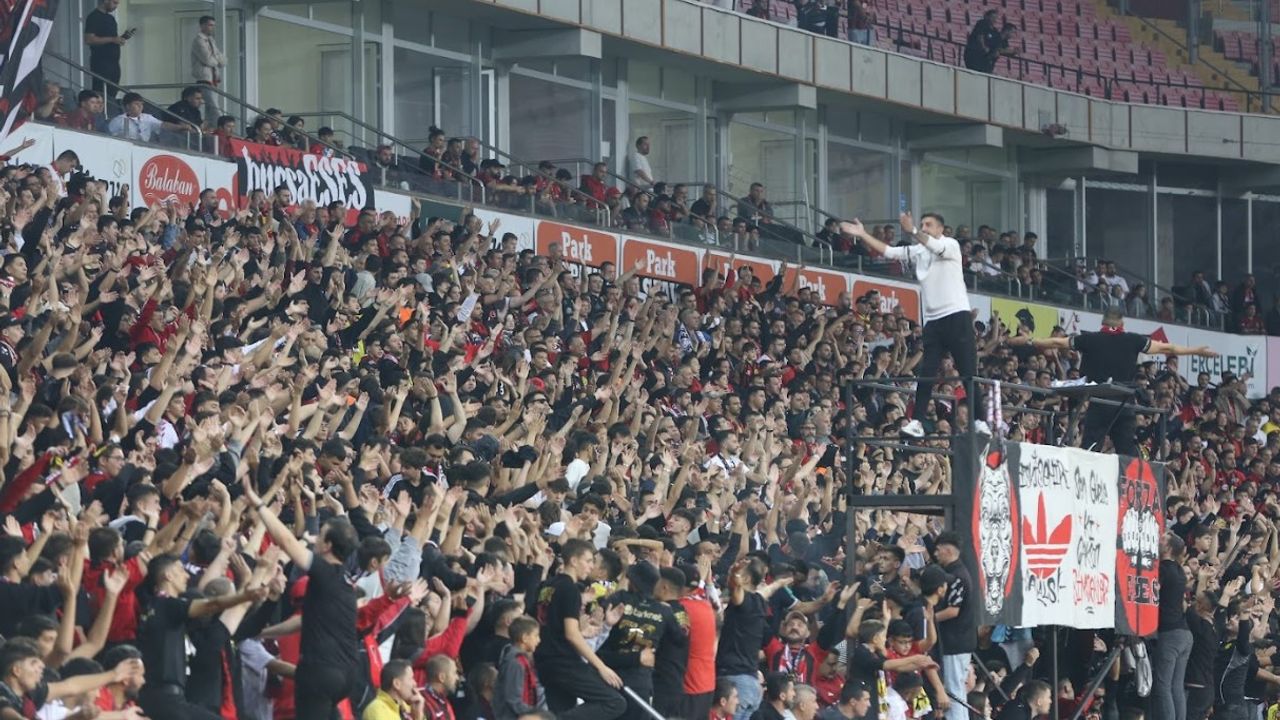 Eskişehirspor taraftarı deplasmanda tribünlere akın edecek!