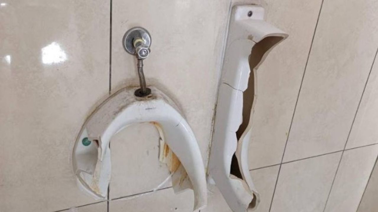 Bilecik’te cami tuvaletlerinde vandalizm