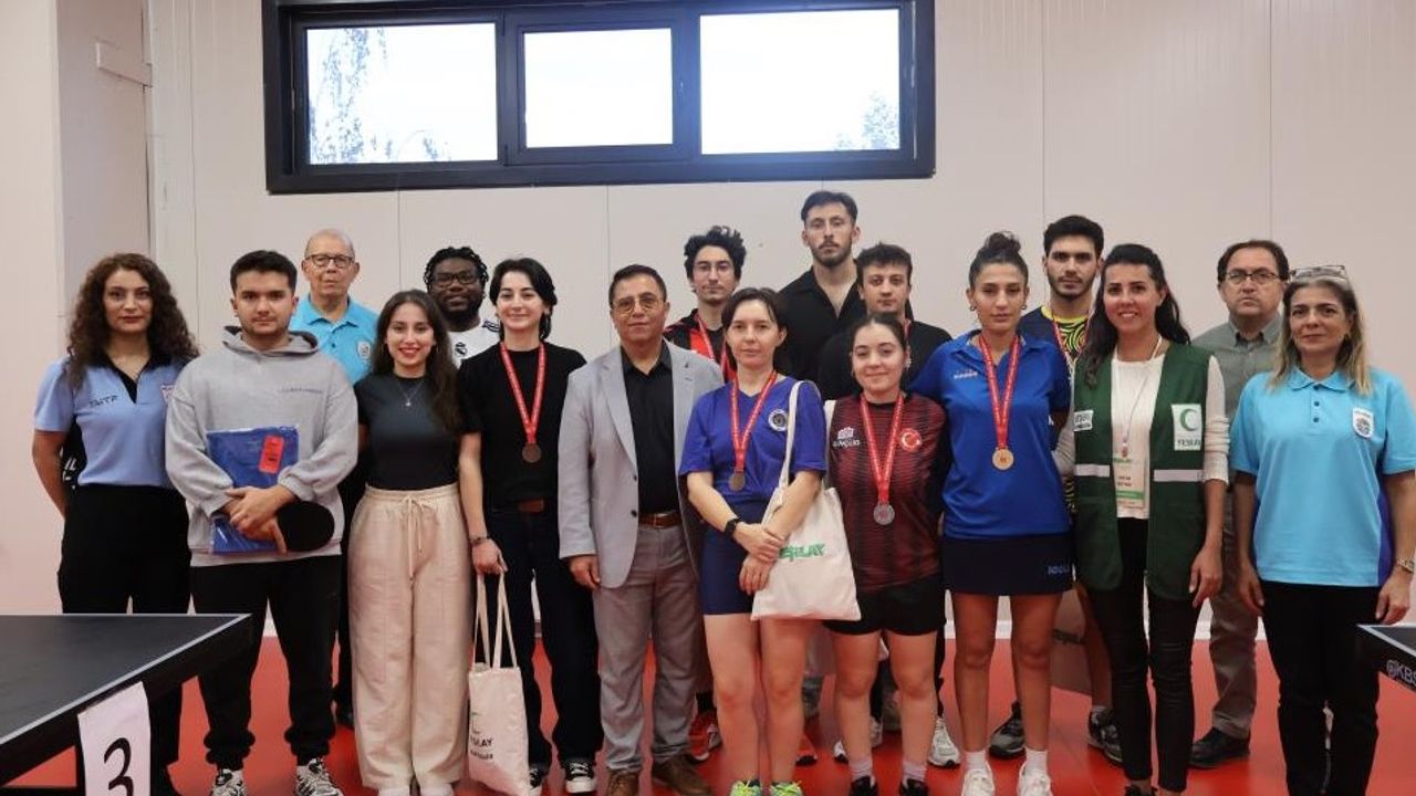 Anadolu Üniversitesi'nde masa tenisi heyecanı
