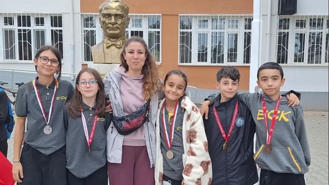 Krosta fırtına gibi estiler