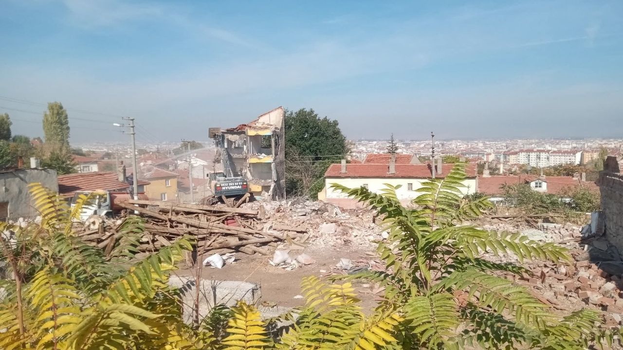 Eskişehir'in tarihi mahallesinde kentsel dönüşüm başladı!