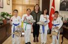 Başkan Konakçı başarılı sporcuları ağırladı