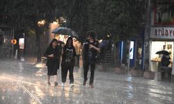 Eskişehir ve çevreleri için kuvvetli gök gürültülü sağanak yağış uyarısı