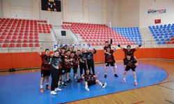 Dörtlü finalde rakip Aydın PTT