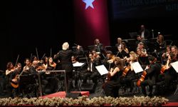 SENFONİ ORKESTRASINDAN GENÇLERE BAYRAM HEDİYESİ