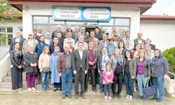 Eski mezunlardan anlamlı buluşma