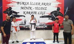 Eskişehirli sporcular madalyaları topladı
