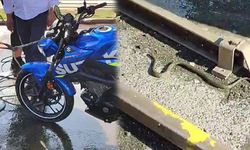 Yarış motorunun direksiyonundan çıkan şok etti!