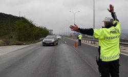 Trafik denetiminde 8 sürücüye idari para cezası yazıldı