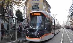 Eskişehir tramvaylarında baş sağlığı yazısı