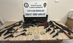 Kütahya’da silah ticareti yapan şahıslara operasyon!
