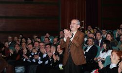 Yılmaz Büyükerşen'den oy çıkışı: Hakkımı helal etmem!