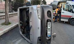 Afyon'da iki aracın çarpıştığı kazada 4 kişi yaralandı