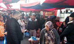 Eskişehir'de pazarcıların yüzü Ramazan yoğunluğuyla güldü