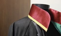 Rüyada Avukat Cübbesi Giymek Ne Anlama Gelir?