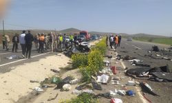 Şanlıurfa'da trafik kazası: Ortalık savaş alanına döndü!