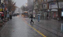 Eskişehir'de sağanak yağış saat kaça kadar sürecek?