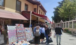 Eskişehir'in gözde merkezinde turistlere yer kalmadı!
