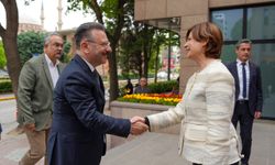 Eskişehir'de Vali Aksoy'dan Başkan Ünlüce'ye iadei ziyaret: