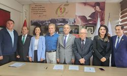 Eskişehir Gazeteciler Cemiyeti'nde Yılmaz Karaca,  güven tazeledi