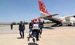 Eskişehirli şehit pilot Özen'in naaşı askeri törenle karşılandı!