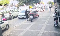 Taksinin çarptığı motosiklet sürücüsü asfalta düştü