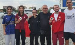 Milli sporcularla bir araya geldi