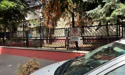 Eskişehir'de park yasağı uyarılarına dikkat edilmiyor!