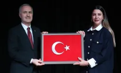 İnegöl Kitap Günleri’nde Fulya Öztürk rüzgarı