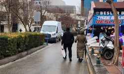 Eskişehir'de kaldırımlar işgal ediliyor! Yayalar tehlikede...