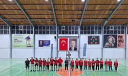 Sivrihisar Gençlik Merkezi voleybol takımı şov yapıyor