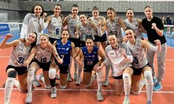 Bozüyük Belediyesi Voleybol Takımı, durmak bilmiyor!