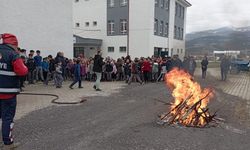 İtfaiye ekiplerinden okullarda yangın eğitimi!