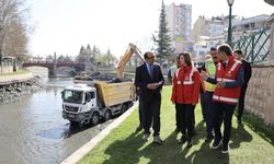 Eskişehir Porsuk Çayı'nda çıktı: Tam 50 bin ton...